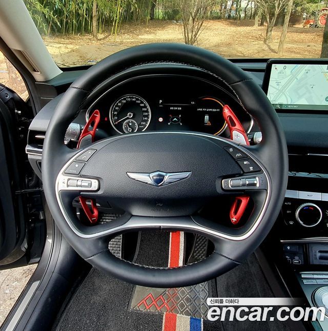 Genesis G80 2022 — photo 11
