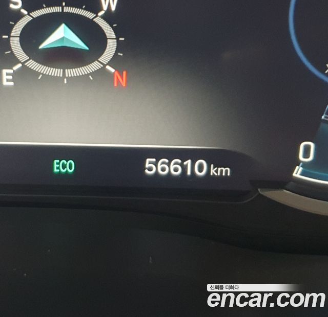 Genesis G80 2022 — photo 12