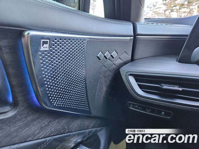 Kia K8 2022 — photo 16