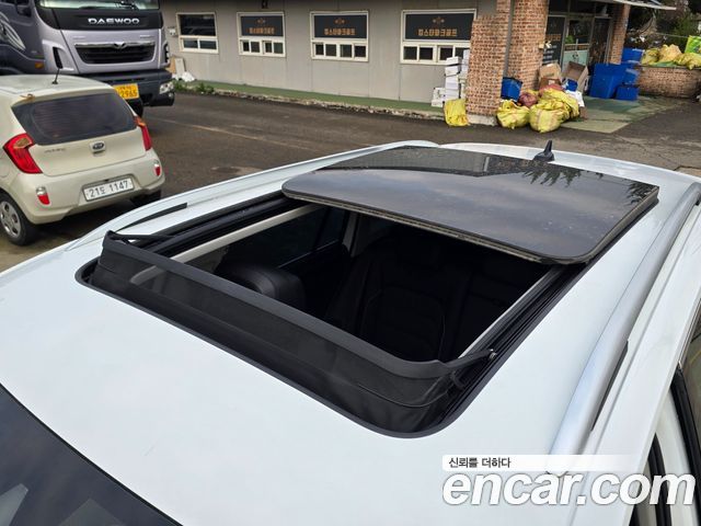 Volkswagen Tiguan 2021 — photo 5