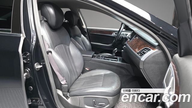 Hyundai Genesis 2015 — photo 11
