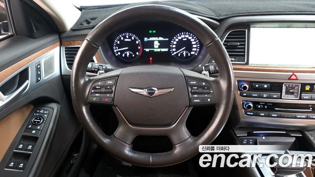 Genesis G80 2017 — photo 14