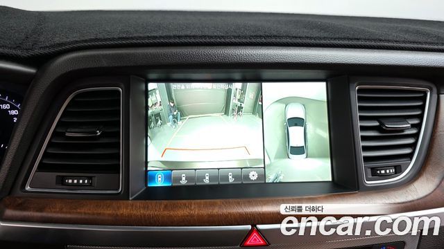 Genesis G80 2017 — photo 16