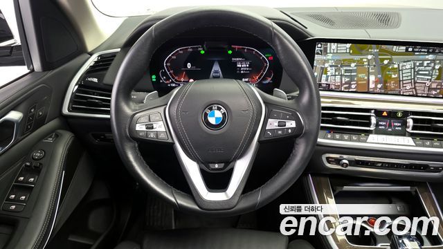 BMW X5 2022 — photo 13
