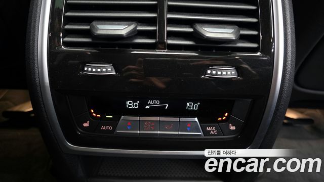 BMW X5 2022 — photo 19