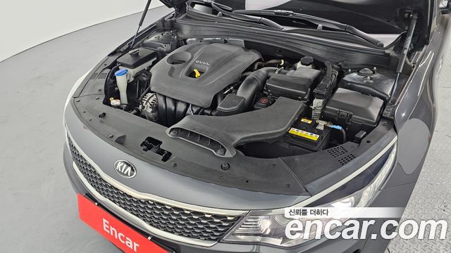 Kia K5 2016 — photo 6