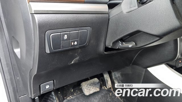 KG Mobility KORANDO 2012 — photo 13