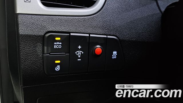 Hyundai AVANTE 2014 — photo 14