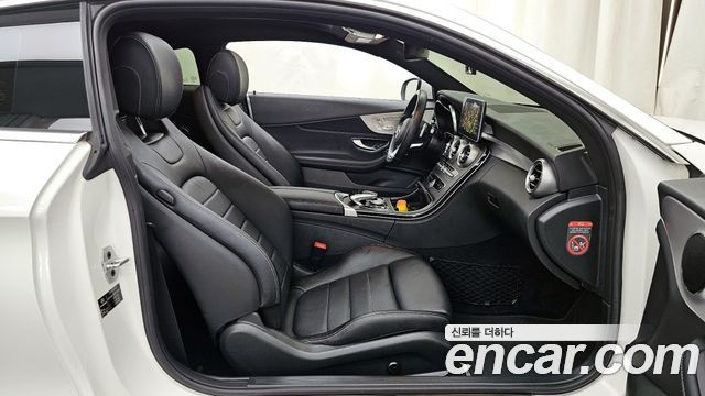 Mercedes-Benz C-Class 2016 — photo 11