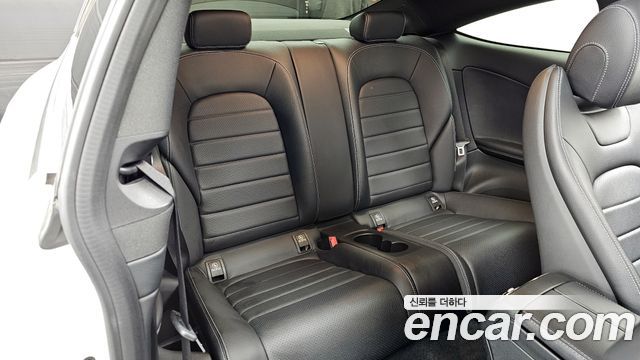 Mercedes-Benz C-Class 2016 — photo 12