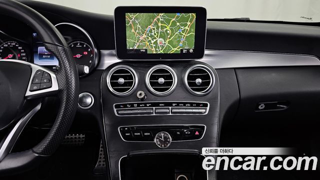 Mercedes-Benz C-Class 2016 — photo 15