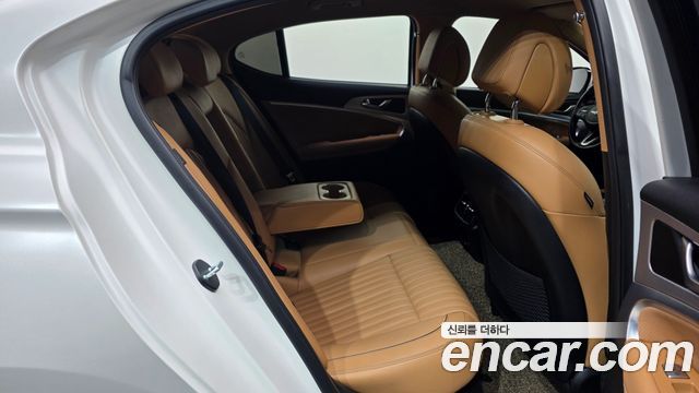Genesis G70 2021 — photo 12