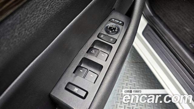 Hyundai Sonata 2015 — photo 17