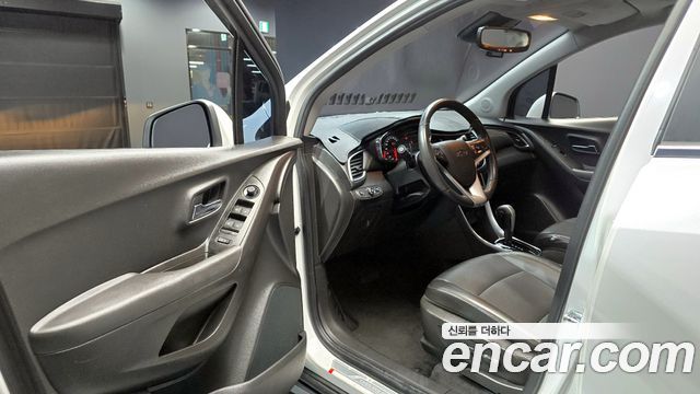 Chevrolet Korea Trax 2019 — photo 11