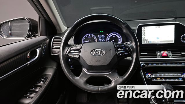 Hyundai Grandeur 2018 — photo 13