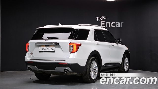 Ford Explorer 2020 — photo 2