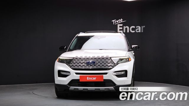 Ford Explorer 2020 — photo 3