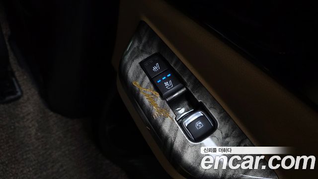 Kia Canival 2023 — photo 18