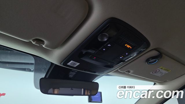 Kia Canival 2023 — photo 19