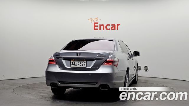 Honda Legend 2010 — photo 4