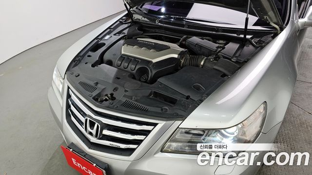 Honda Legend 2010 — photo 6