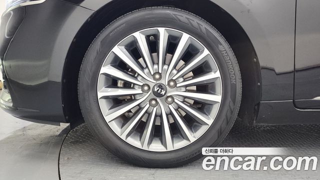 Kia K7 2019 — photo 5