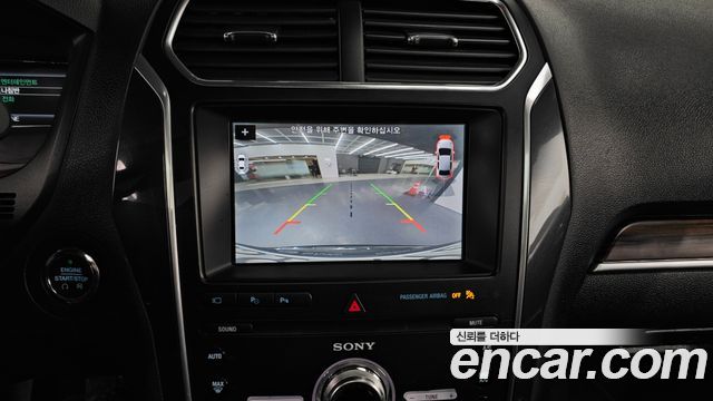 Ford Explorer 2019 — photo 16