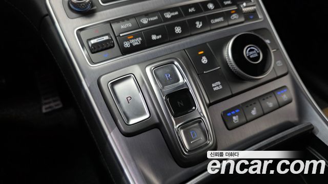 Hyundai Santafe 2022 — photo 9