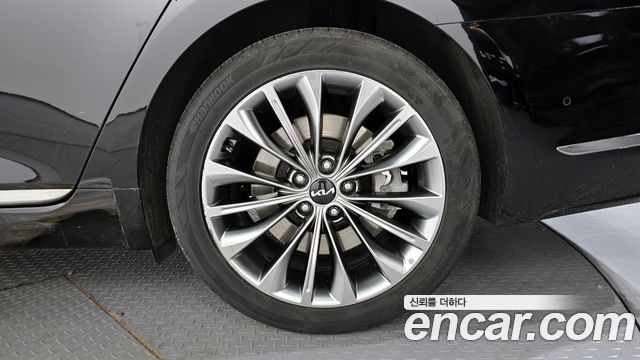 Kia K9 2022 — photo 5