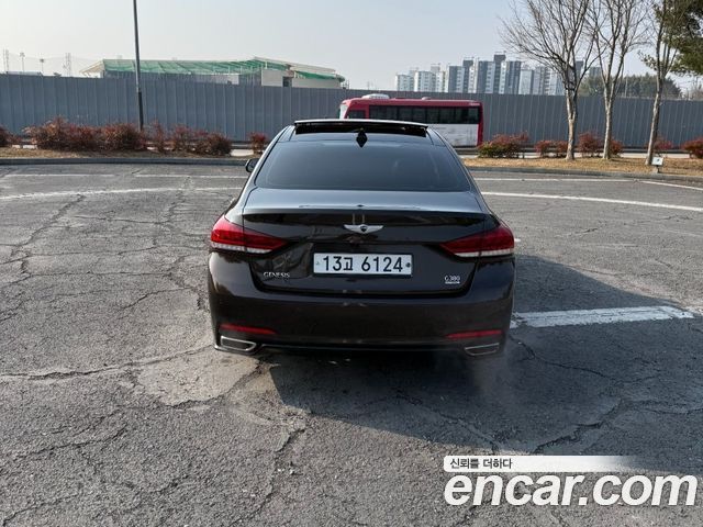 Hyundai Genesis 2016 — photo 4