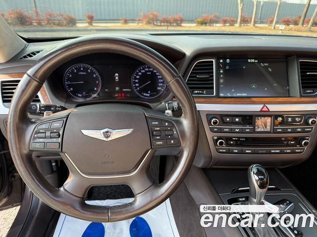 Hyundai Genesis 2016 — photo 9