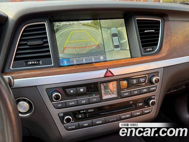 Hyundai Genesis 2016 — photo 11