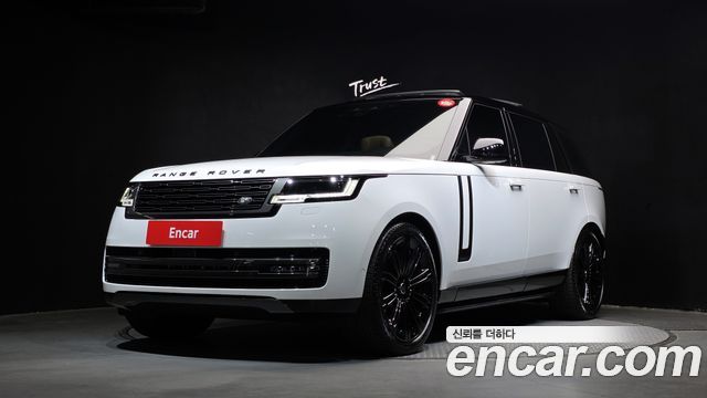 Land Rover Range Rover 2025 — photo 1