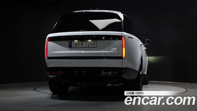 Land Rover Range Rover 2025 — photo 4