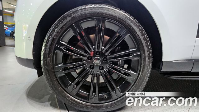 Land Rover Range Rover 2025 — photo 5