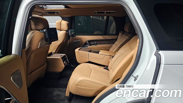 Land Rover Range Rover 2025 — photo 12