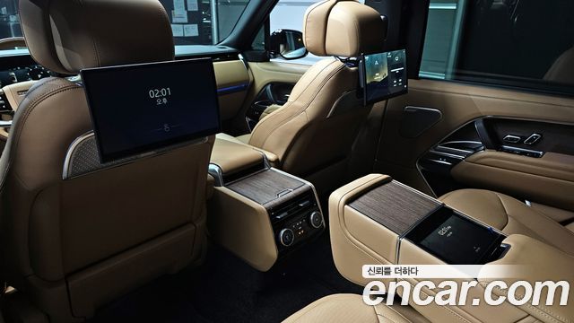 Land Rover Range Rover 2025 — photo 17