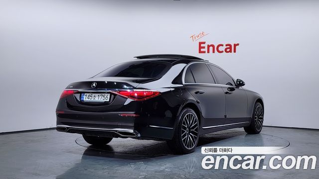 Mercedes-Benz S-Class 2022 — photo 2