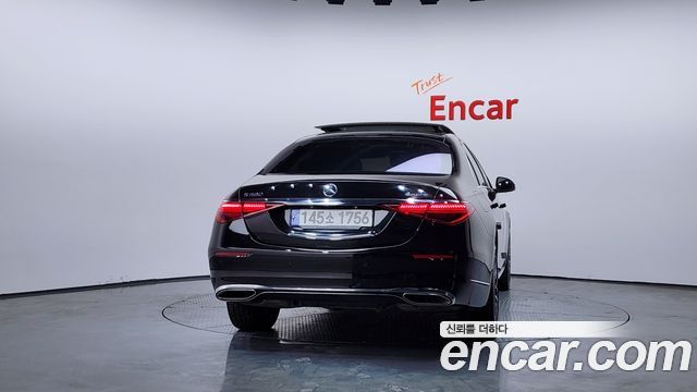 Mercedes-Benz S-Class 2022 — photo 4
