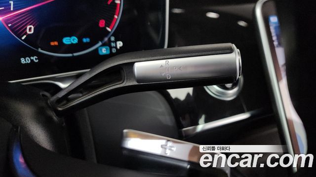Mercedes-Benz S-Class 2022 — photo 9