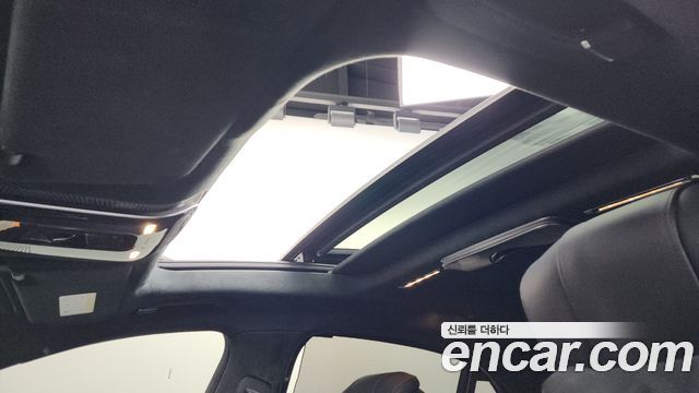 Mercedes-Benz S-Class 2022 — photo 19