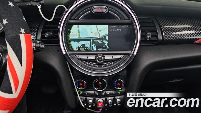 Mini Cooper 2015 — photo 14