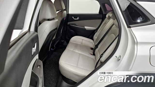 Hyundai Kona 2021 — photo 11
