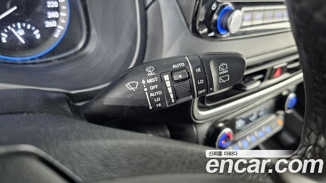 Hyundai Kona 2021 — photo 16