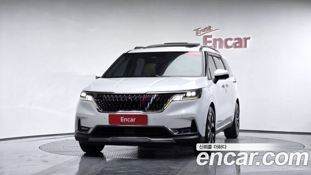Kia Canival 2022 — photo 3