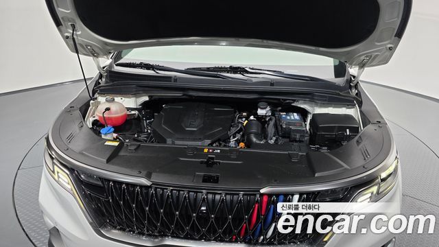 Kia Canival 2022 — photo 6