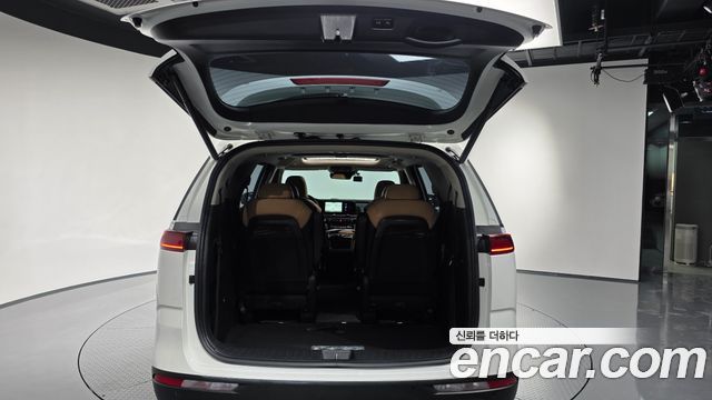Kia Canival 2022 — photo 20