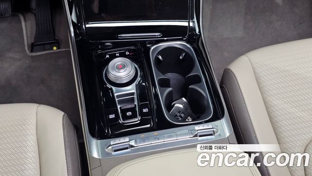 Kia Canival 2021 — photo 9