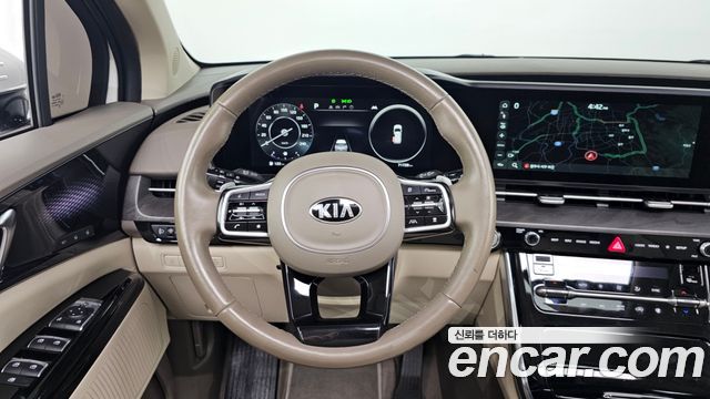 Kia Canival 2021 — photo 13
