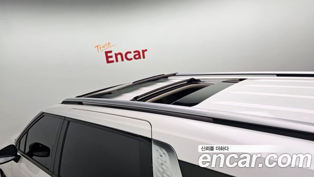 Kia Canival 2021 — photo 17